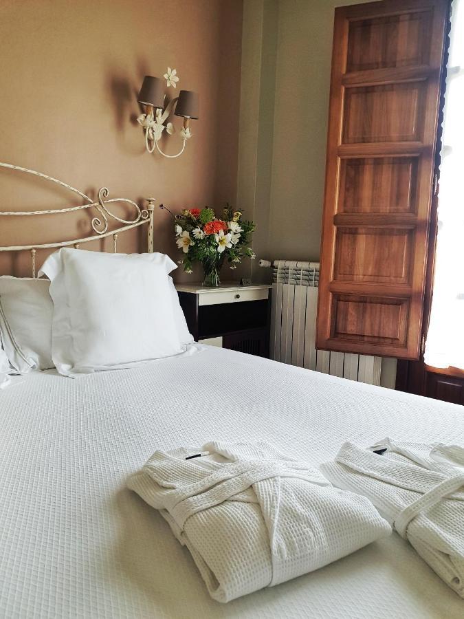 Hotel Rural Casona De Сефонтес Экстерьер фото