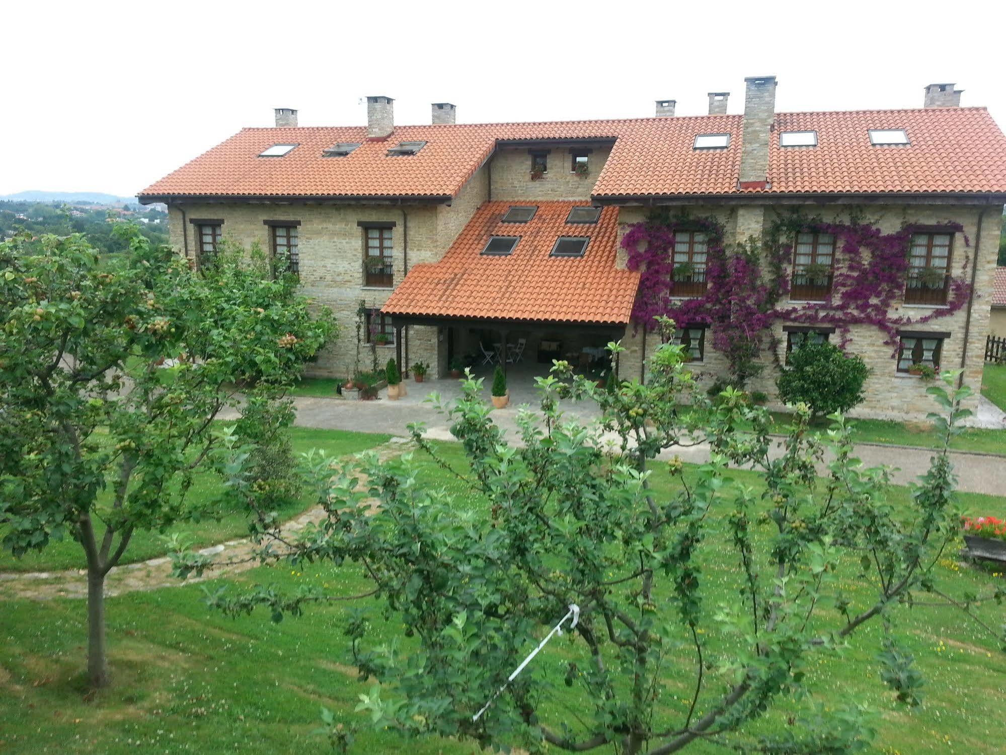 Hotel Rural Casona De Сефонтес Экстерьер фото